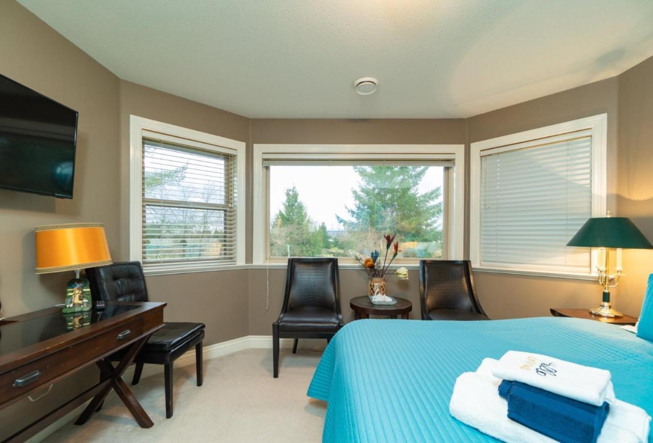 Cedar Manor Bed And Breakfast Pitt Meadows Exterior foto