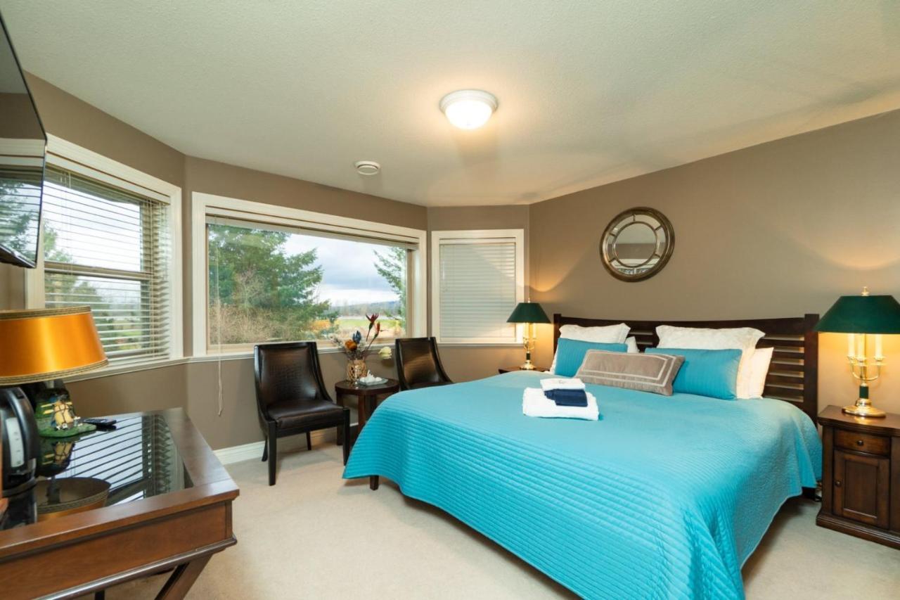 Cedar Manor Bed And Breakfast Pitt Meadows Exterior foto